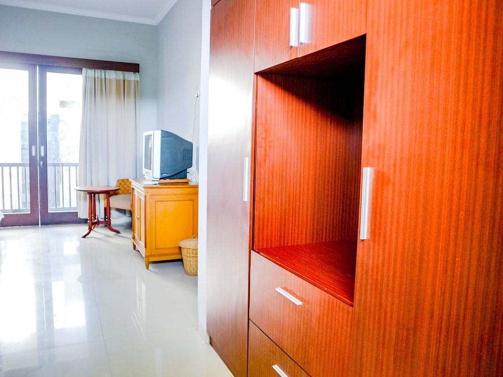 U Tube Hotel Uluwatu Eksteriør billede